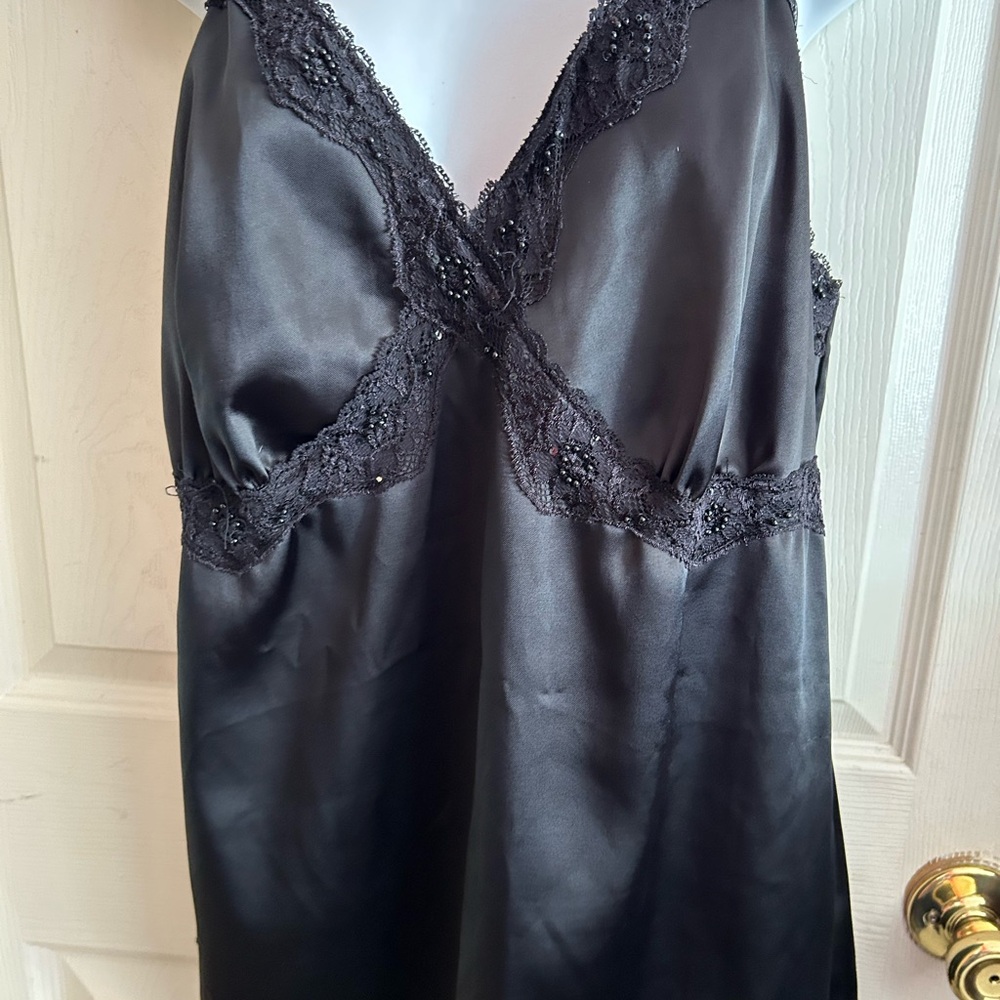 💚3/$25 Mossimo 18W Black Lace Camisole
